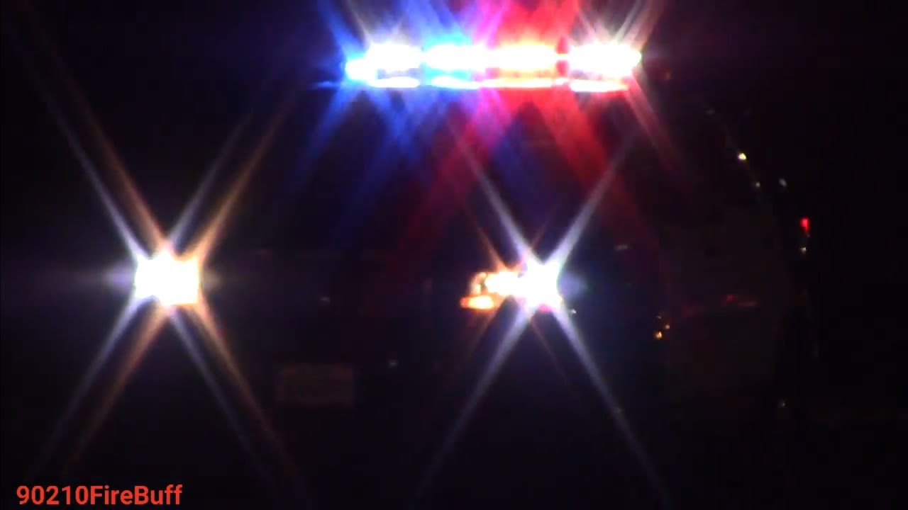 LAPD Ford Explorer Responding Code 3 x2