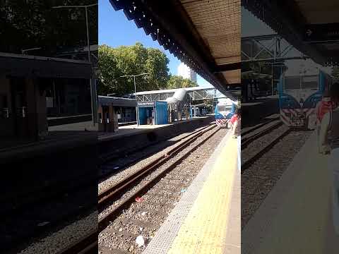 B967 llega a Est. Villa del Parque a Pilar (FCGSM 22-3-2026) #railtrack #railway #railfan #travel