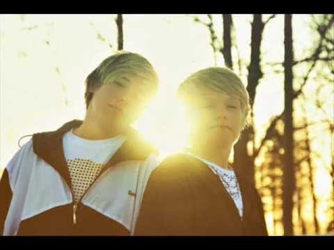 2Boys - An Angel (HQ)