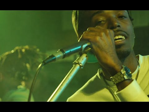 Smileyface - Better Days ft LionTracks