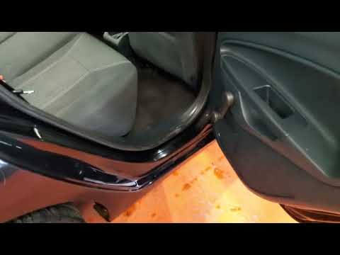 Ford Fiesta 2011 - Image 2