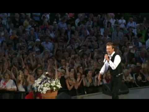 Björn Skifs- Michelangelo (Live Allsång På Skansen 2009)