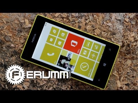 Обзор Nokia 520 Lumia (yellow)