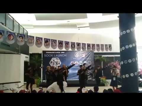 [28042019] EXCLIPSE EXO DANCE COVER - GROWL REMIX AT GRAMEDIA MATRAMAN JAKARTA