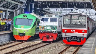 Download lagu RAMAINYA KERETA NGEBUT DI STASIUN UNIK KABUPATEN BEKASI!! Berburu Kereta Api Pagi di Stasiun Tambun mp3