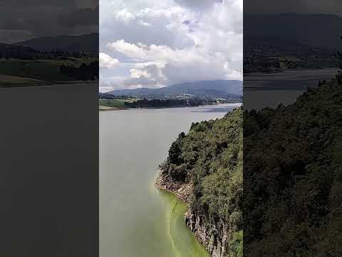Represa del Sisga, municipio de Chocontá, Cundinamarca.