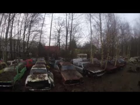 Najwieksze cmentarzysko samochodów z czasu PRL