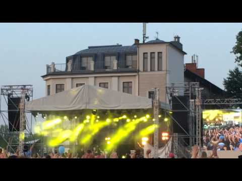 Wellhello X Halott Pénz - Emlékszem Sopronban