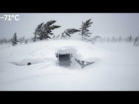 Surviving DEEP Snow in a 10ft Dugout Shelter During Winter?