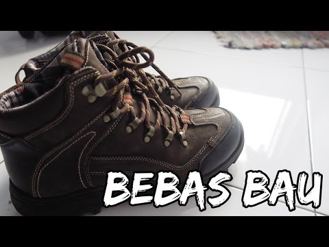 download lagu mp3 mp4 Tips Supaya Sepatu Ga Bau, download lagu Tips Supaya Sepatu Ga Bau gratis, unduh video klip Tips Supaya Sepatu Ga Bau