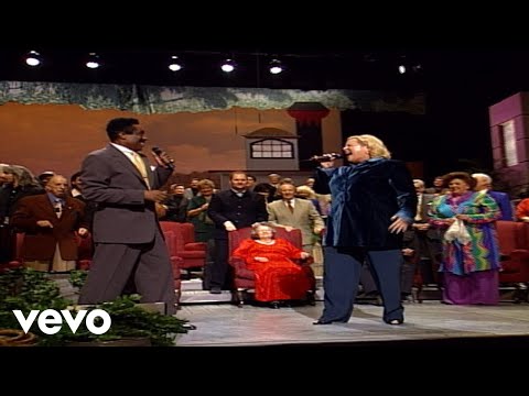 Bill & Gloria Gaither - My God Is Real [Live] ft. Sandi Patty, Jessy Dixon