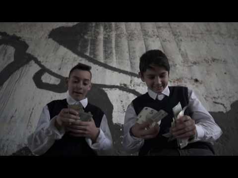 JULI GIULIANI & JAY CALABRIA | QUIÉN (Video by LesGarçonsDeLaHaine) [THE MAYOR]