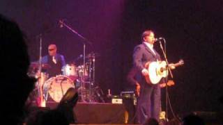 Squeeze - "Separate Beds"  live in Nashville Sept 3, 2008