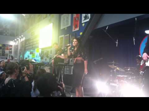 Jessie Ware. Devotion. Live Amoeba Records 1.22.13