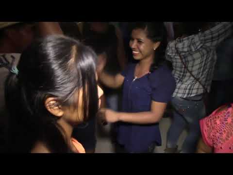 download lagu mp3 mp4 Famys, download lagu Famys gratis, unduh video klip Famys