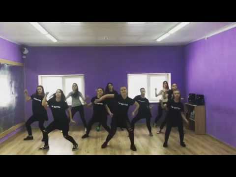 Sis n Bro/Crazy Teens training/Nicki Minaj & Lil Wayne/David Guetta-Light My Body Up