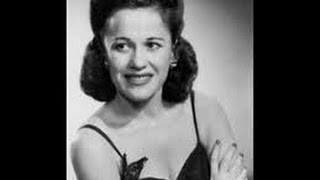 Early Georgia Gibbs - The Trolley Song (c.1945).