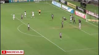 Corinthians perde para Ceará e segue em jejum