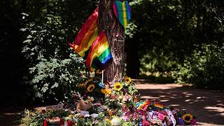 Berlin gedenkt Opfern des Angriffs auf Pride-Parade