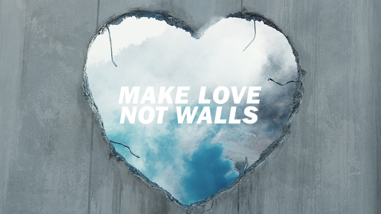 Make Love Not Walls - Diesel SS17 thumnail