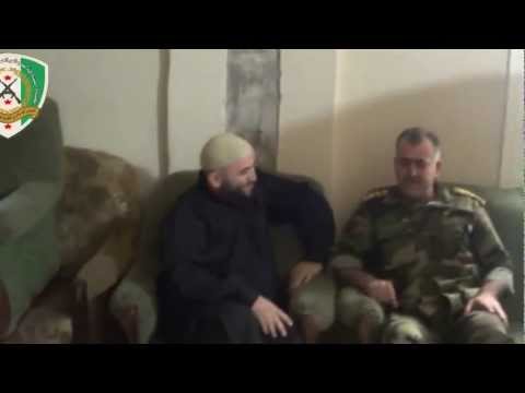 زيارة العقيد عبد الجبار العكيدي قائد المجلس الثوري العسكري في حلب لمقر لواء حلب الشهباء