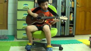 London Bridge is falling down  (ukulele by yoyo)