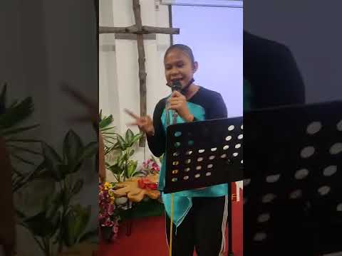 DALAM Nama YESUS hatiku senang