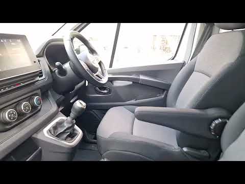 Nissan Primastar PRIMASTAR L2H1 150 SV PREMIUM - Image 2