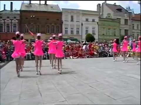 Mažoretky POUPATA HRANICE - 6.místo Zemské kolo Moravy a Slezska NBTA 2011