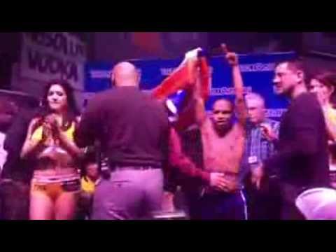 Celiel Castillo vs Dennis Galarza   Weigh-in