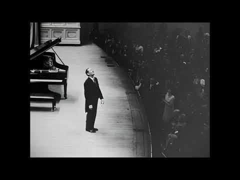 l'amour impitoyable (slowed & reverbed in a hall)