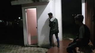 Download lagu Ngagetin temen mp3