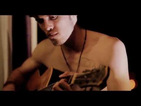 Coisas Fúteis video