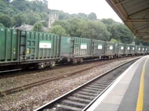 Freightliner Class 66 no 66514 Passing Bath Spa Working 4V60 {The Avon Bin Train}.