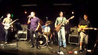 Crazy Duck Rock Band - Dont stop Believing Journey cover - show na Cultura Inglesa 21 04 2012