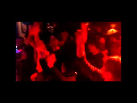 RAMSES (SAÏ SAÏ) & SISTA FLEUR - Live @ GAMBRINUS.mov