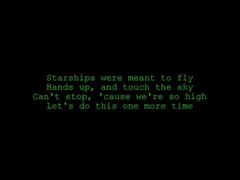 Nicky Minaj-Starships Lyrics