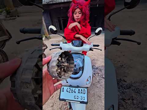 ambil ban motor mak kunti