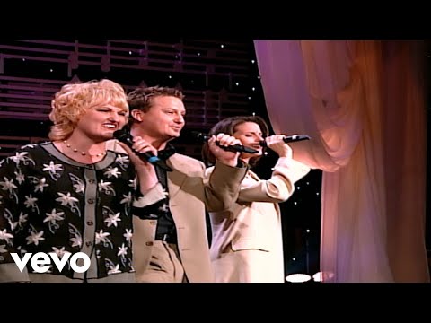 Bill & Gloria Gaither - Because God's Good [Live] ft. The Martins