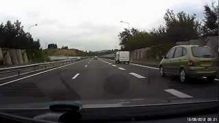 preview picture of video 'On French highway A47 road SAINT CHAMOND Chrysler 300M 3.5 near SAINT ETIENNE'