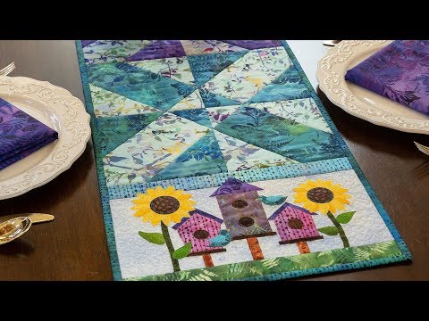 Easy Pieced Table Runner Series - August | a Shabby Fabrics Tutorial