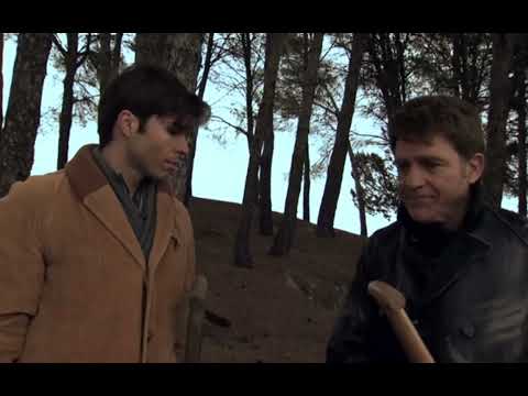 Amar C563 - Víctor y Nicolás entierran el cadáver del Turco