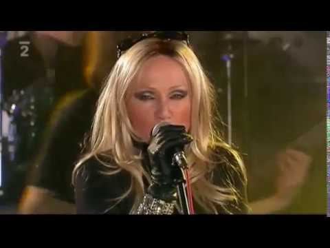 B. Basiková a Precedens - Touha, Návod k lítání, Amor muerto