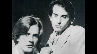 The Breakaways - Walking Out On Love
