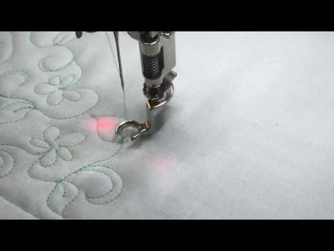 Free-Motion Quilting Ideas: Tiny Flower Fill