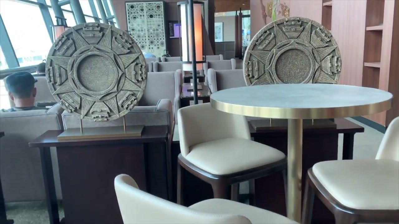 Saphire Blue Sky Executive Lounge thumbnail
