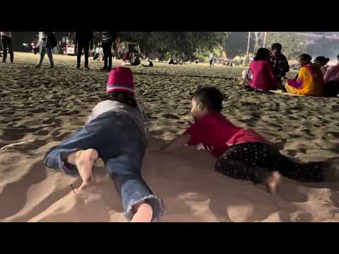 Yusuf and Batool on Juhu beach 2023