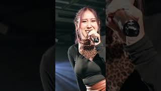 Download lagu Adakah Kenyaman Di Hatimu Saat Memandangku ?? #laguviral #mutiara mp3