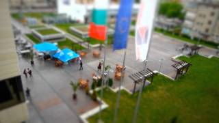 preview picture of video 'Fake Time Lapse + Tilt Shift Experiment - Nikon P300 - Yambol Mall'