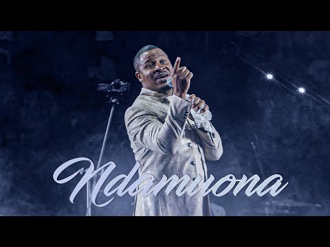 Ndamuona
